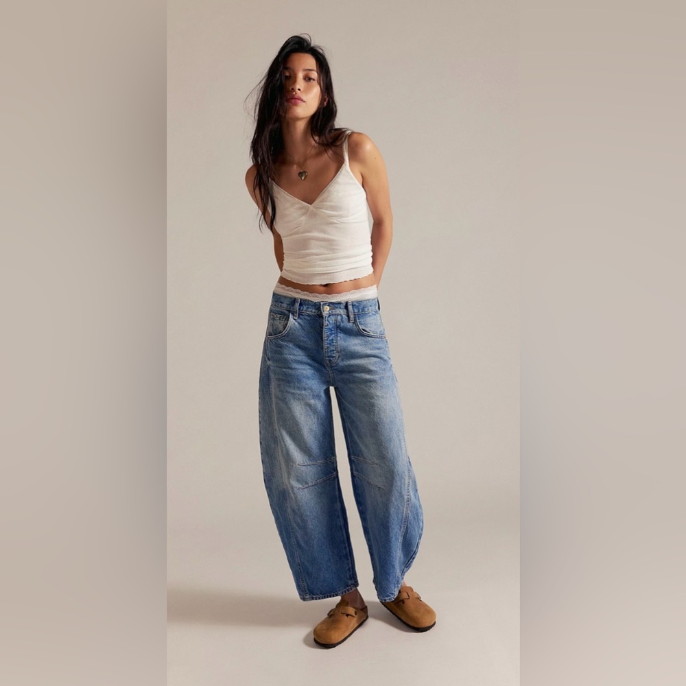 Free People We the Free Good Luck Mid Rise Barrel Jeans Women Sz 28 Light Beam